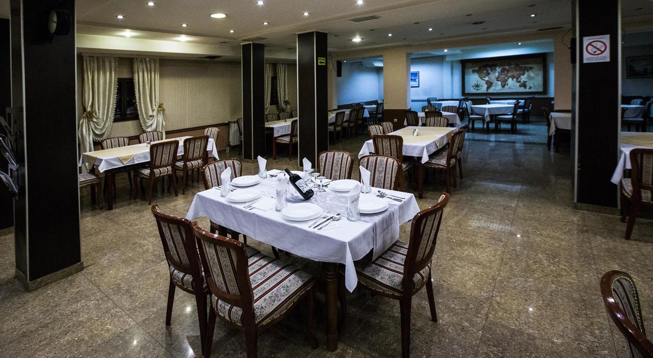 Hotel Atlas Yeni Pazar Dış mekan fotoğraf