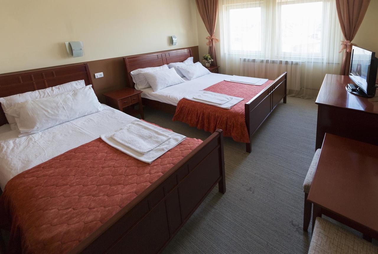 Hotel Atlas Yeni Pazar Dış mekan fotoğraf