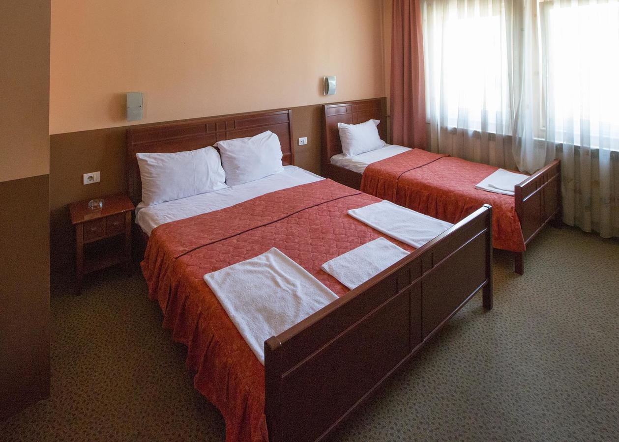 Hotel Atlas Yeni Pazar Dış mekan fotoğraf